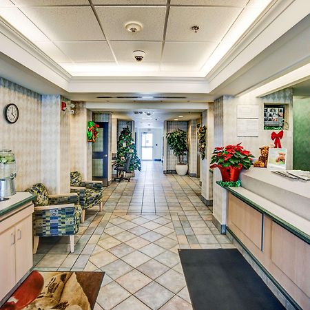 Motel 6-Red Deer, Ab Bagian luar foto