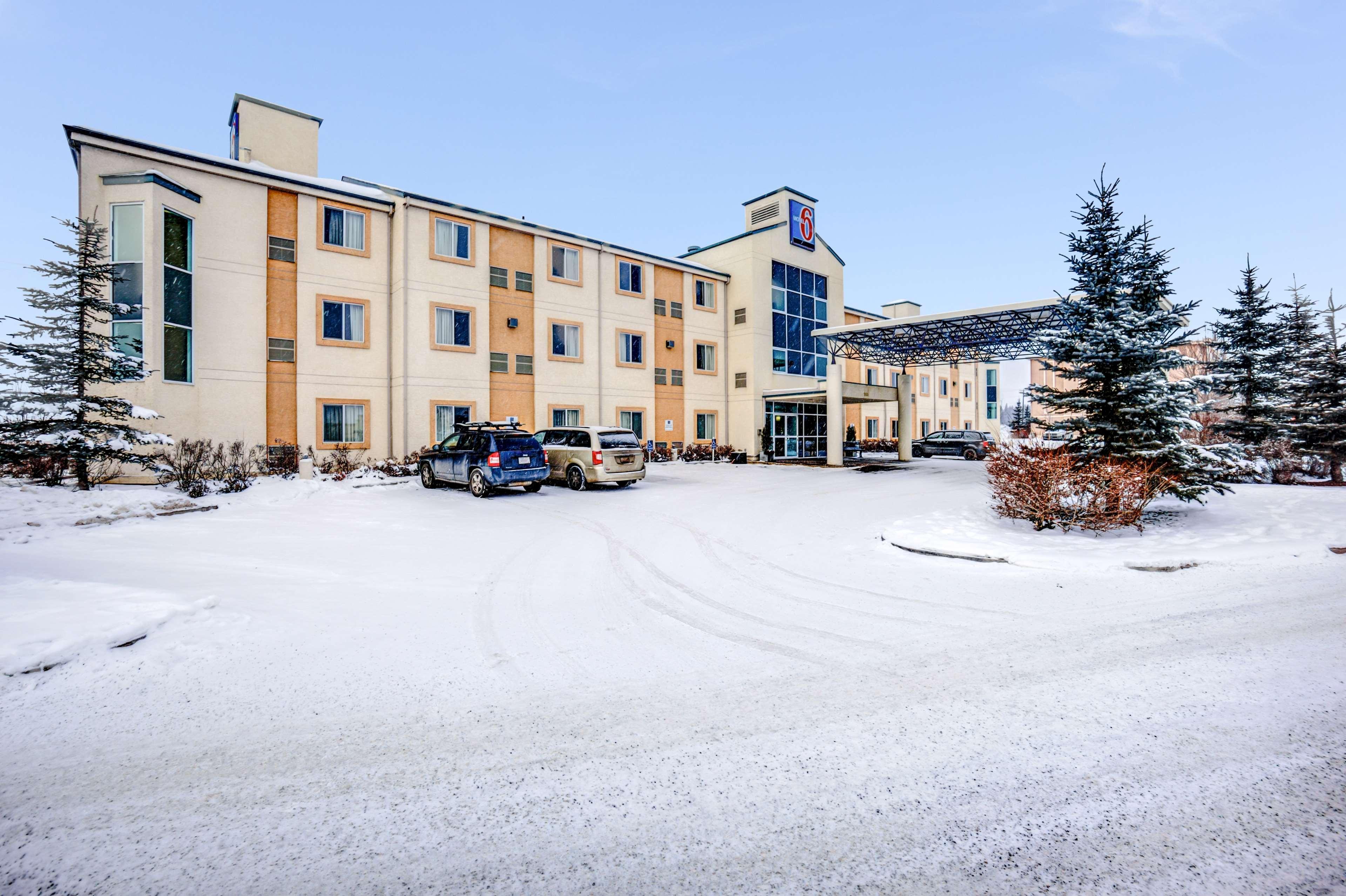 Motel 6-Red Deer, Ab Bagian luar foto