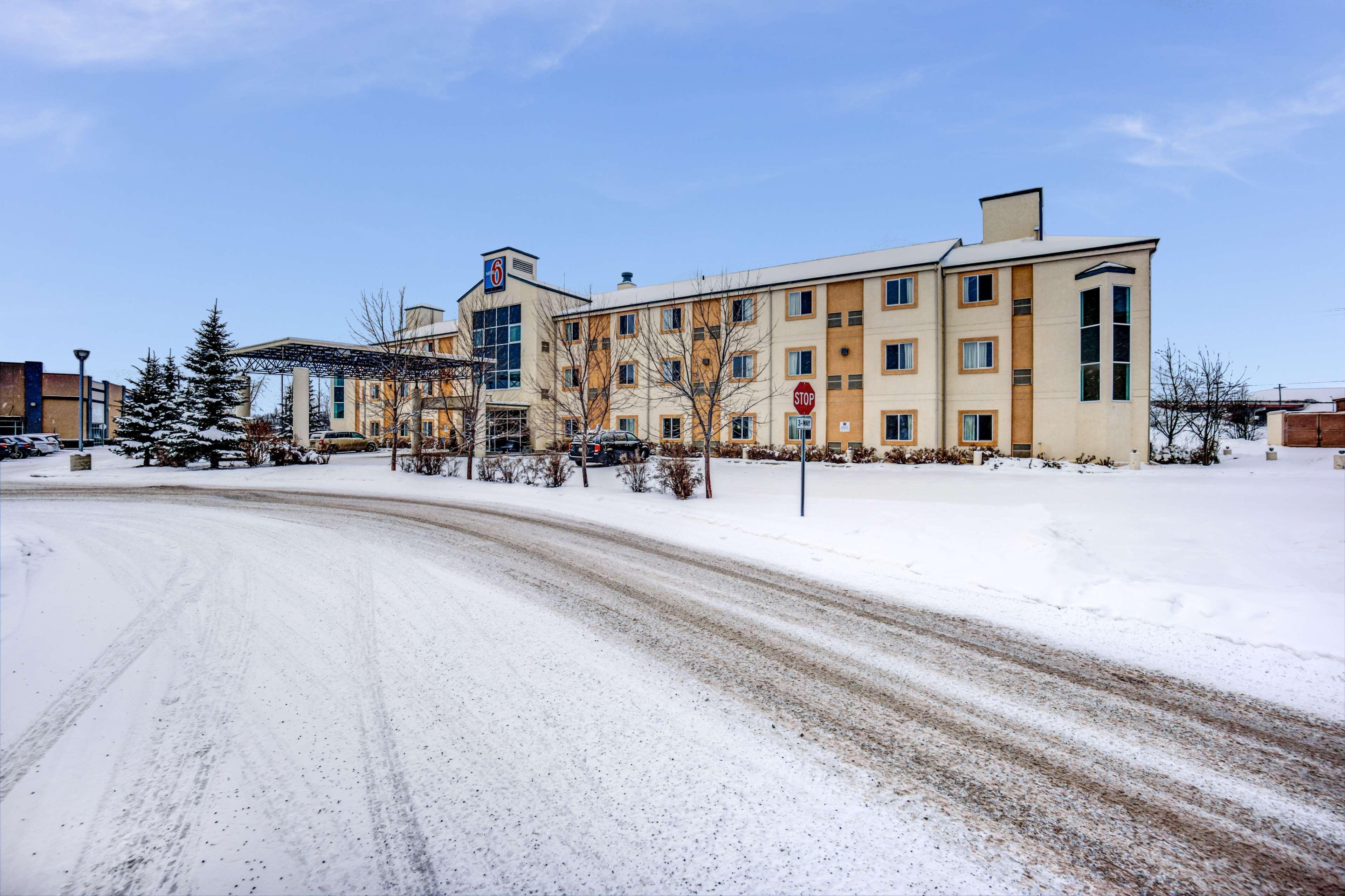 Motel 6-Red Deer, Ab Bagian luar foto
