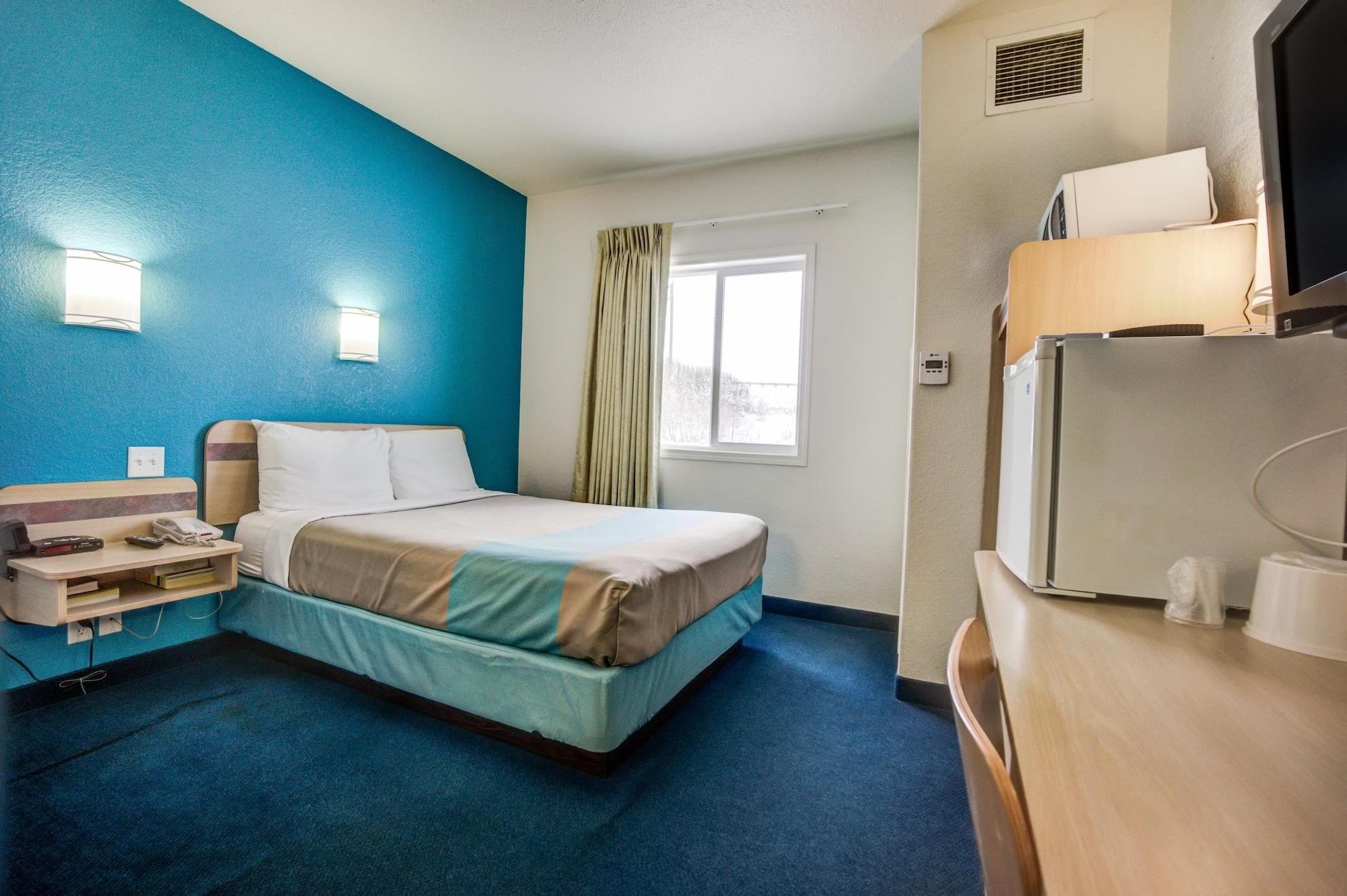 Motel 6-Red Deer, Ab Bagian luar foto